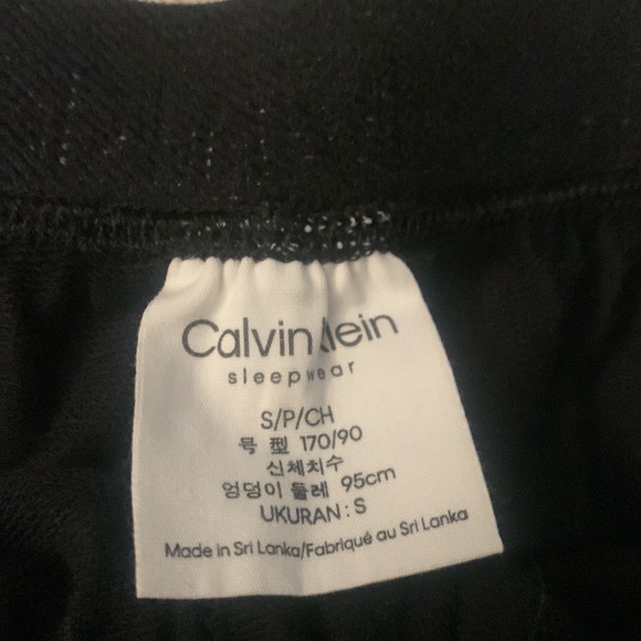 Calvin Klein black size Small lounge shorts NEW - Picture 3 of 8